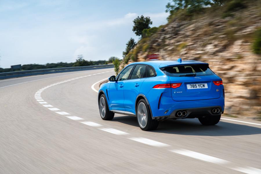  Jaguar F-Pace SVR 2018 года  (WW) (фото 107 из 115)